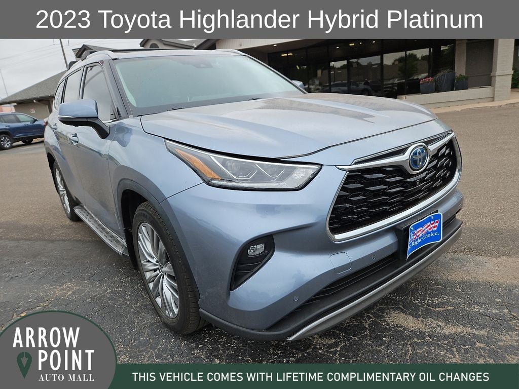 2023 Toyota Highlander Hybrid Platinum