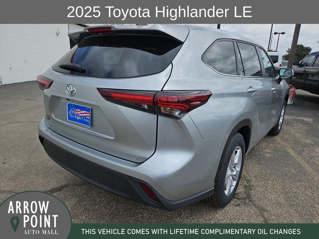 2025 Toyota Highlander LE