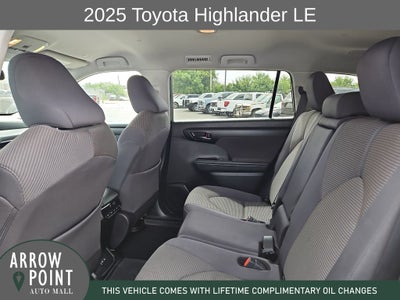 2025 Toyota Highlander LE