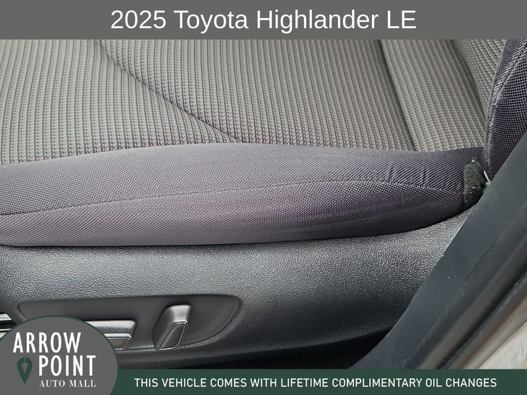 2025 Toyota Highlander LE
