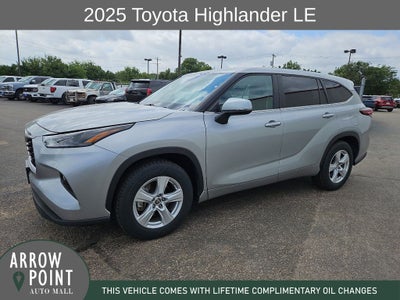 2025 Toyota Highlander LE