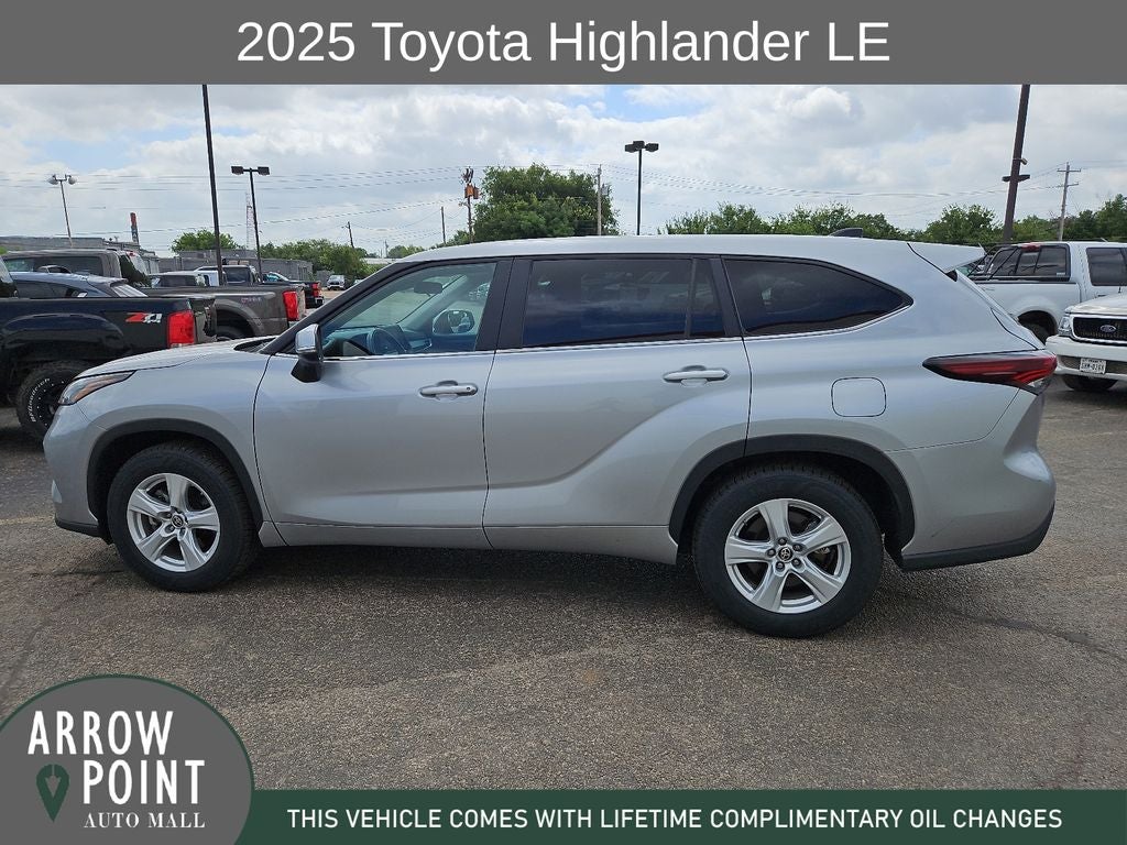 2025 Toyota Highlander LE