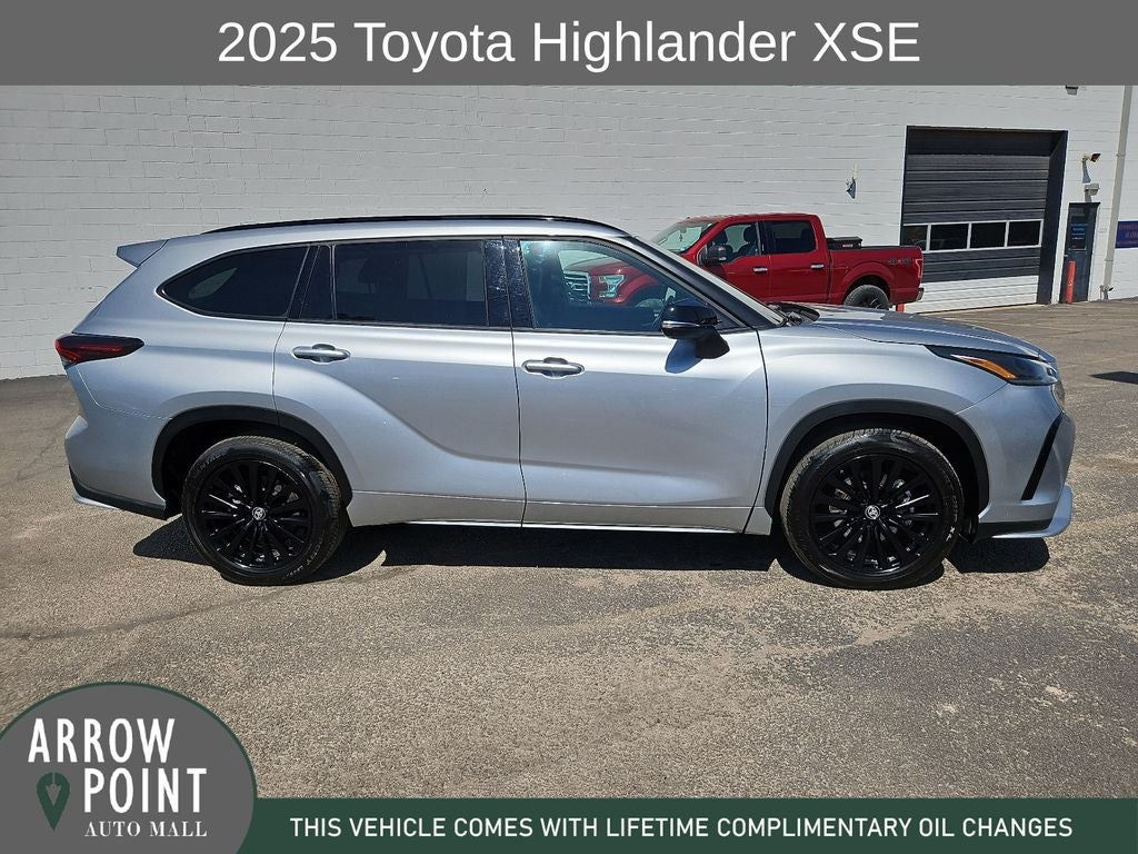 2025 Toyota Highlander XSE