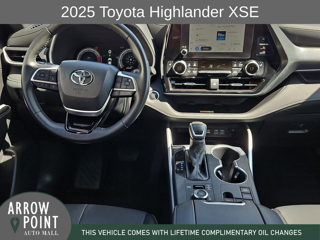2025 Toyota Highlander XSE