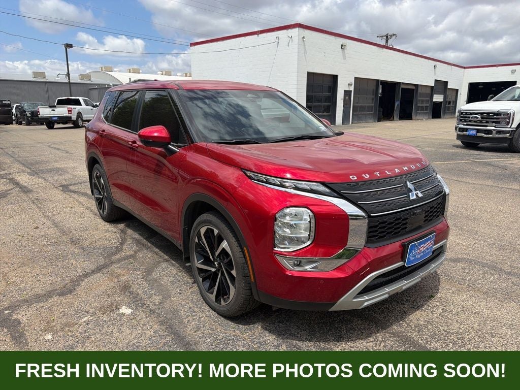 2024 Mitsubishi Outlander SE