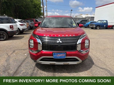 2024 Mitsubishi Outlander SE