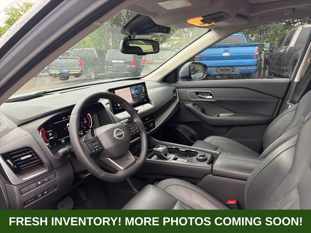 2025 Nissan Rogue Platinum