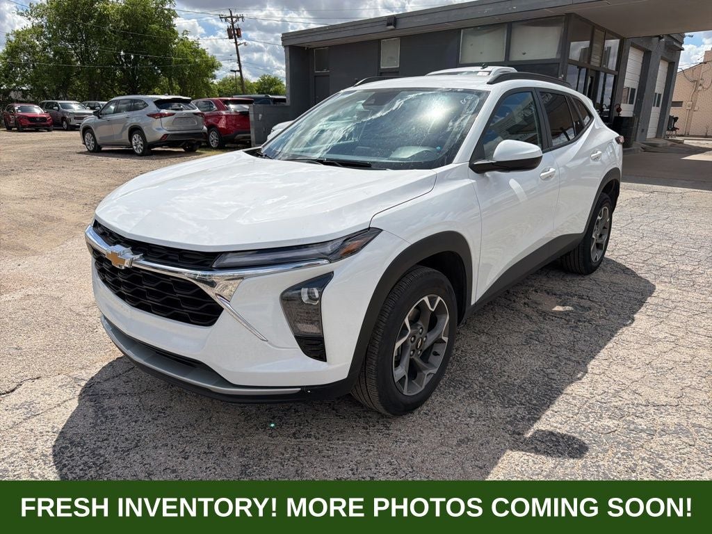 2025 Chevrolet Trax LT