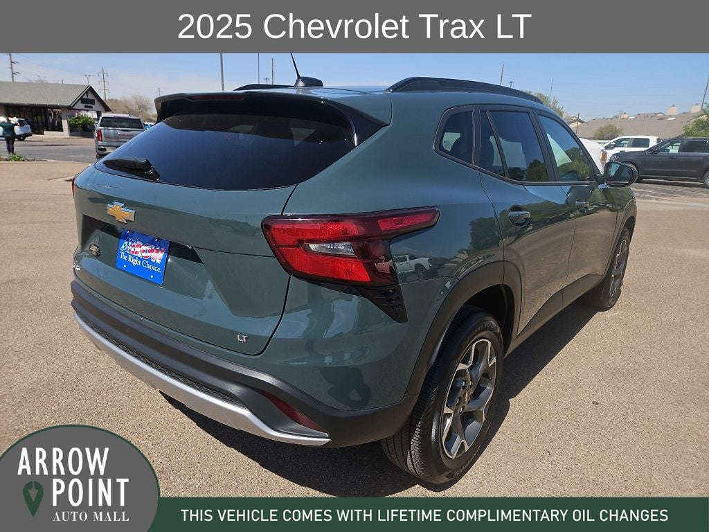2025 Chevrolet Trax LT